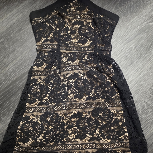 Francesca's Collections Dresses & Skirts - Francesca's Collections Black Lace Strapless Dress with Nude Lining NWOT